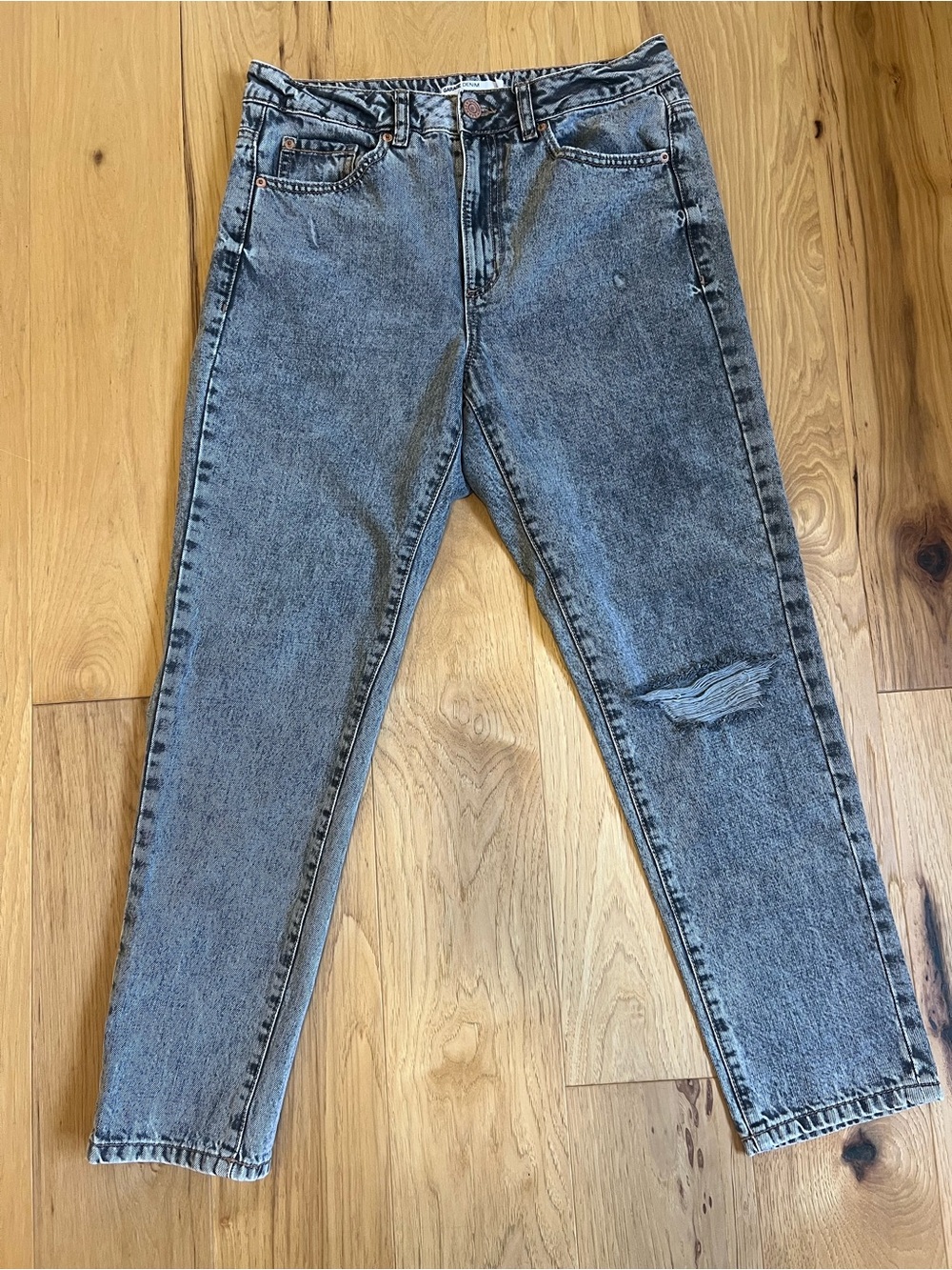 Garage Denim Distressed Mom Jeans – Size 9/29